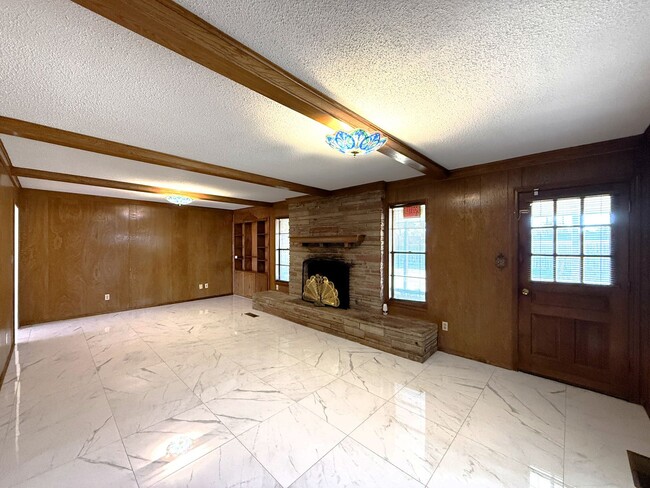 Building Photo - 5005 Colfax Pl