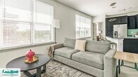 Foto principal - 91 Jensen Dr