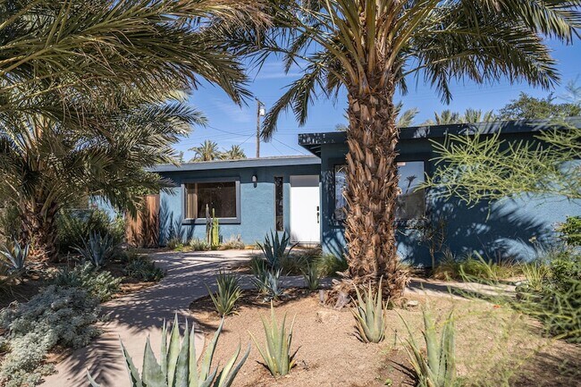Building Photo - 44828 Rubidoux St