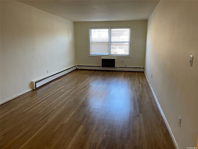 Building Photo - 120 S Park Ave