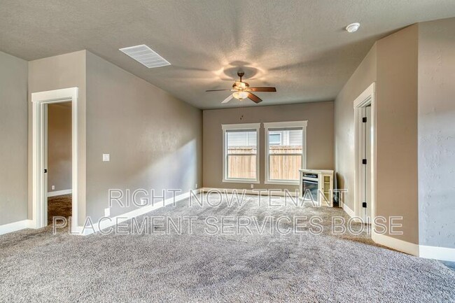 Building Photo - 2883 N LeBlanc Way