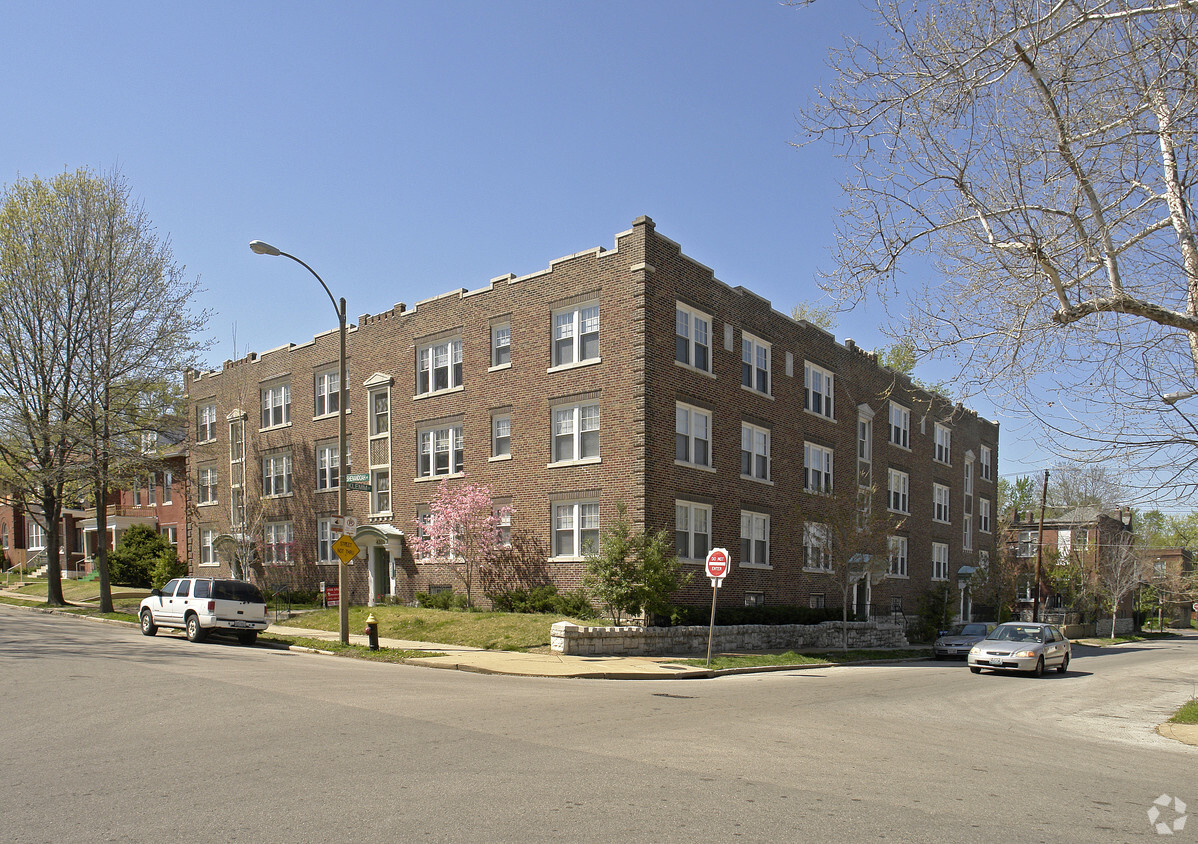 Building Photo - 4203-4207 Shenandoah Ave