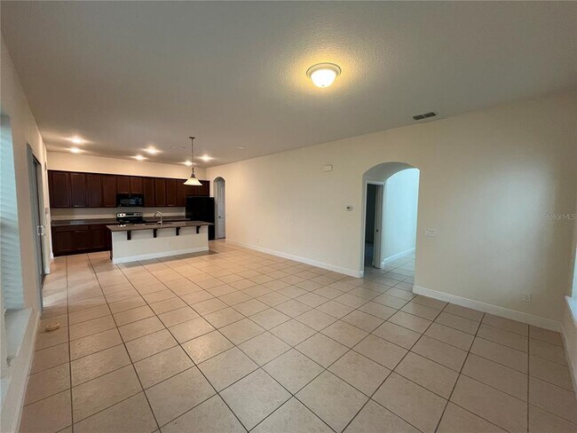 Foto del edificio - 8131 Mistral Dr