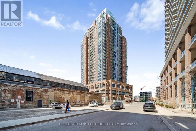 Building Photo - 125 Western Battery Rd