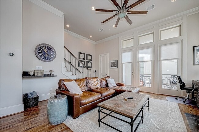 Foto del edificio - 2524 Sherwin St