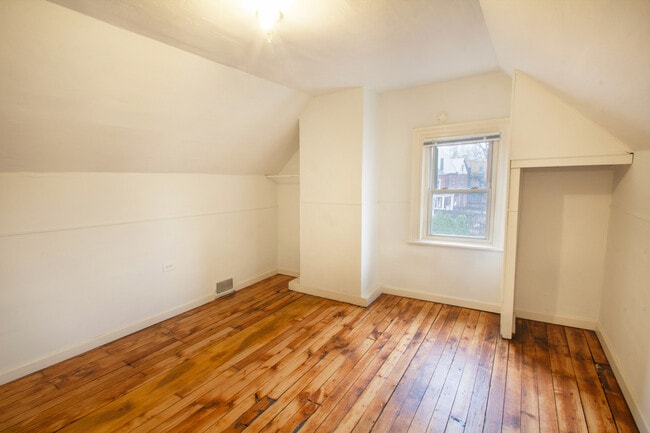 Building Photo - 307 Biddle Ave