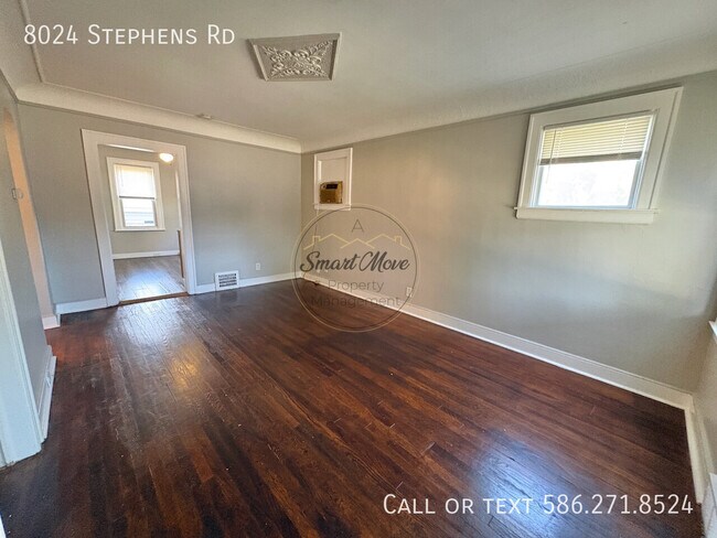 Foto del edificio - 8024 Stephens Rd