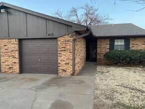 Building Photo - 415 Wild Wind Rd