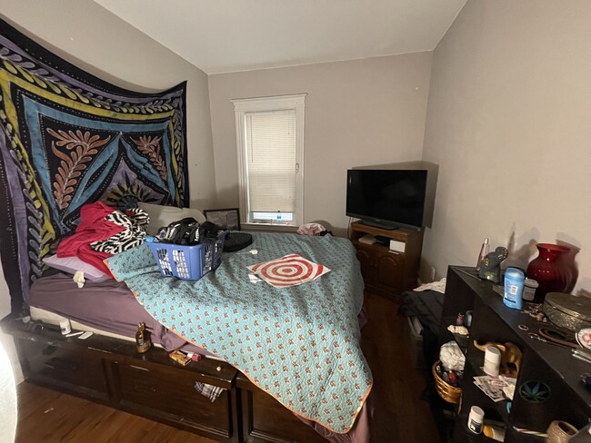 Building Photo - 105 Bloomfield St