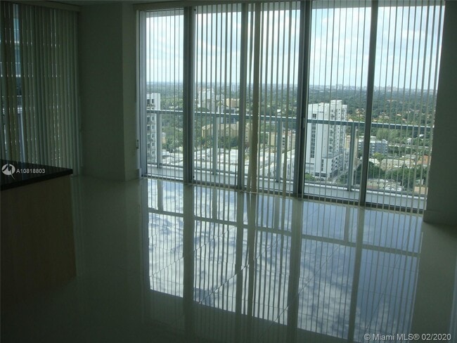 Building Photo - 1111 SW 1st Ave