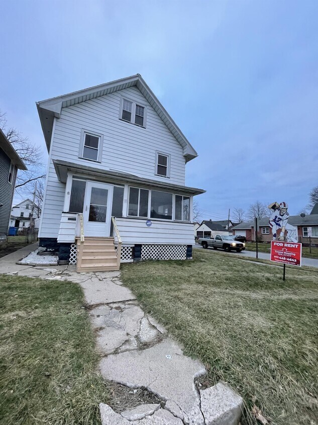 11 Waldo St, Rochester, NY 14606 House Rental in Rochester, NY