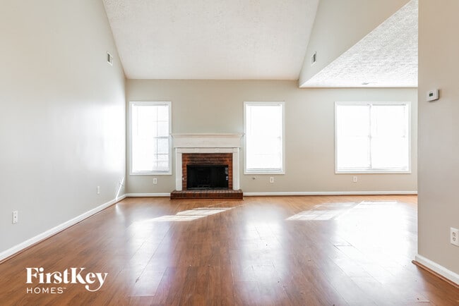 Building Photo - 120 Grayview Ct