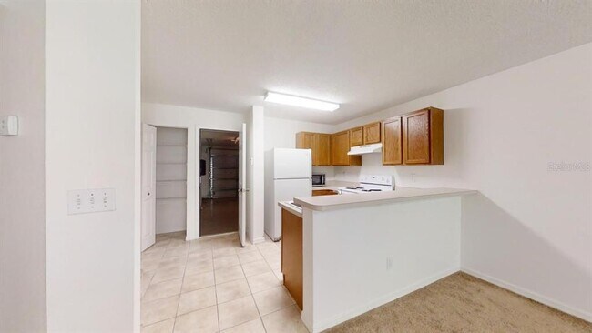 Foto del edificio - 4121 Winding River Way