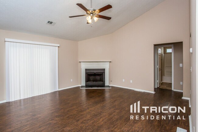 Foto del edificio - 4995 Windsor Downs Ln