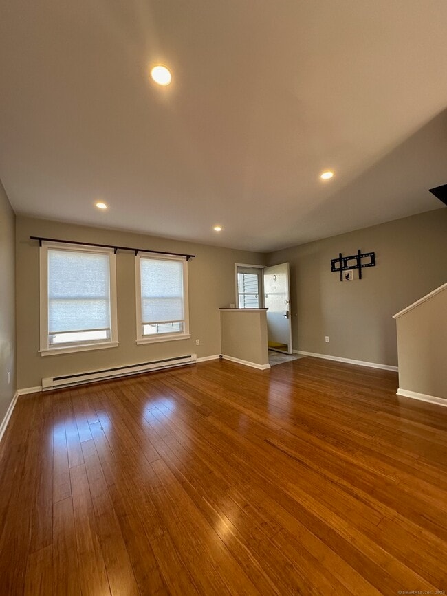 Foto del edificio - 26 Couch St