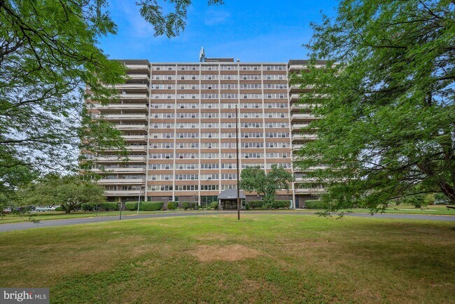 Building Photo - 1200 Marlton Pike East