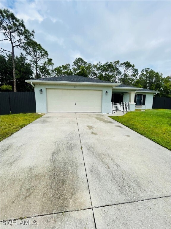 Foto principal - 417 Broadmoor St