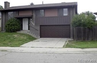 Building Photo - 7004 E Warren Dr
