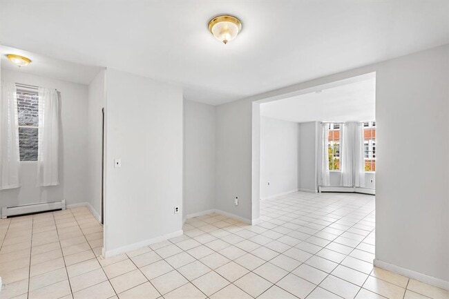 Building Photo - 221 Angelique St