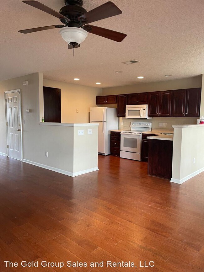 Building Photo - 2 br, 2.5 bath House - 11919 Maria Ester Ct