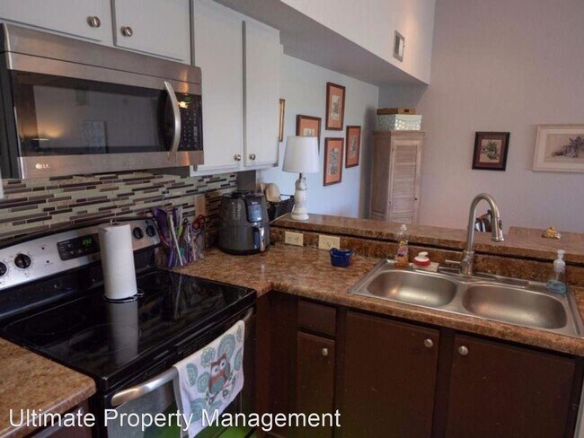 Building Photo - 2 br, 2 bath House - 171 SW Palm Drive 305