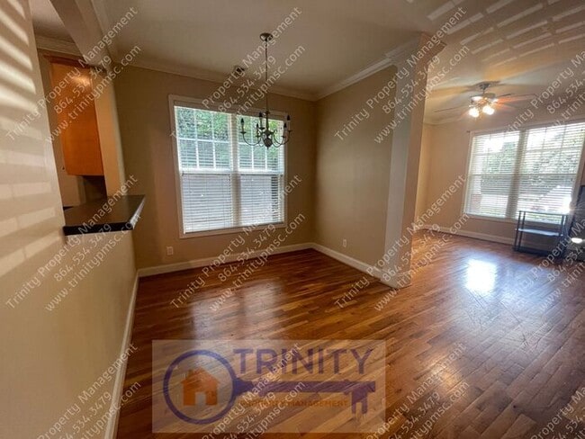 Building Photo - Dream Duplex Awaits: 3-Bedroom, 2-Bath Bea...