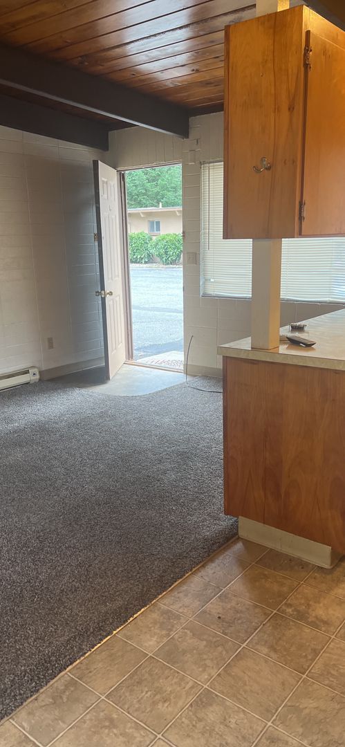 Foto del edificio - 1 Bedroom / 1 Bathroom Duplex Unit