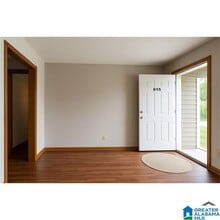 Building Photo - 611 Center Way S