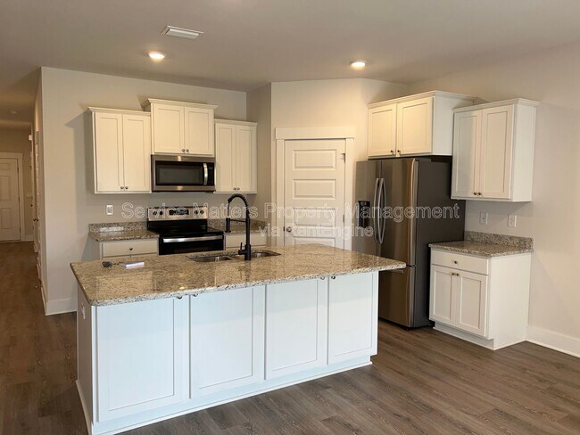 Foto del edificio - 4084 Blaney Ln