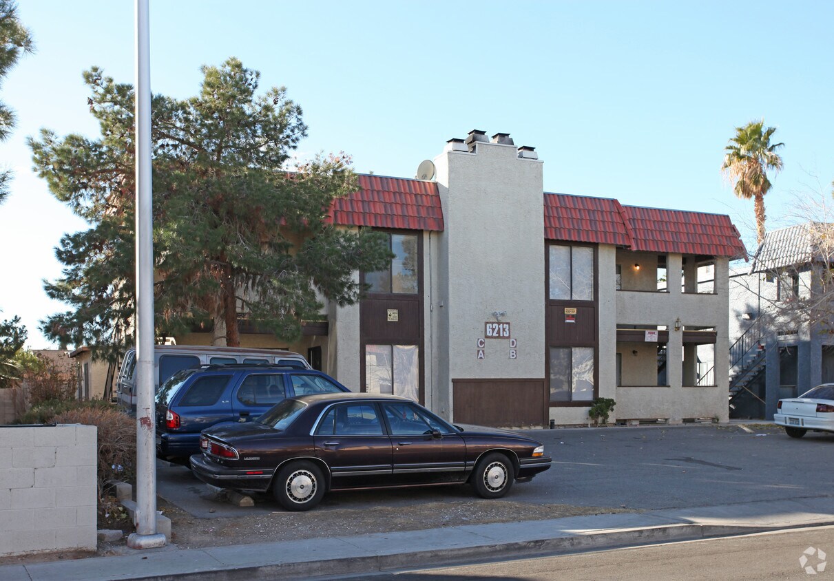Primary Photo - 6213 Bellota Dr