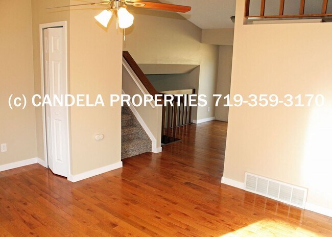 Building Photo - RENOVATED 3 BEDROOM IN WOODLAND HILLS
