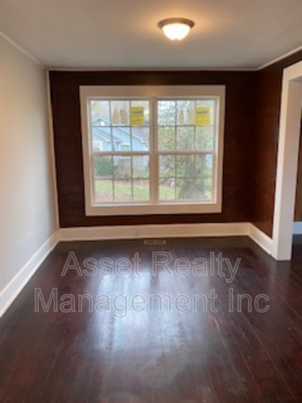 Foto del edificio - 1422 Tipton Station Rd