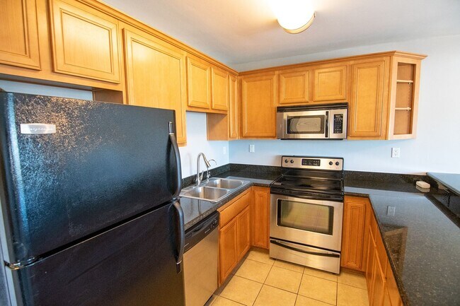 Foto del edificio - Clean & Spacious 1 Bedroom Apartment with ...