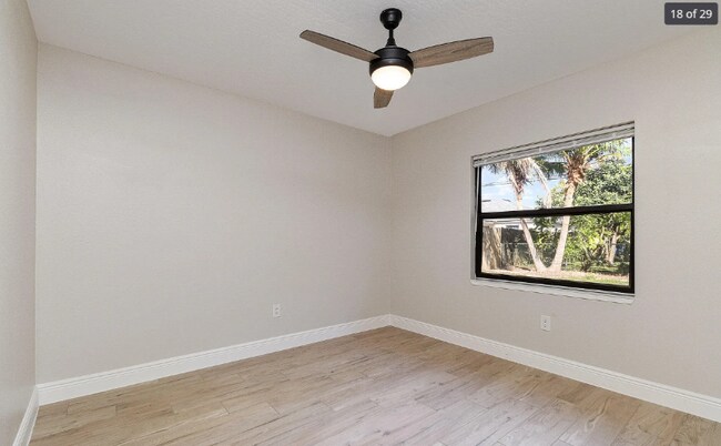 Foto del edificio - 1315 Armory Dr NE