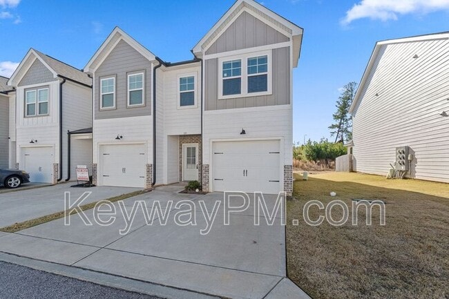 Building Photo - 331 Sumac Trail