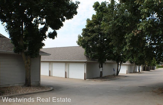 Building Photo - 401-423 S Scott Blvd