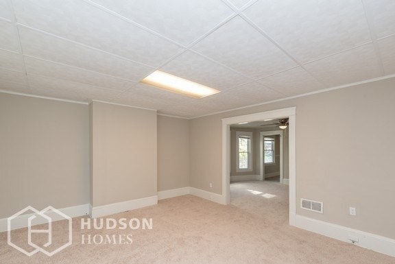 Building Photo - 1405 E 95th St