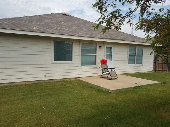 Building Photo - 1517 Hercules Ln