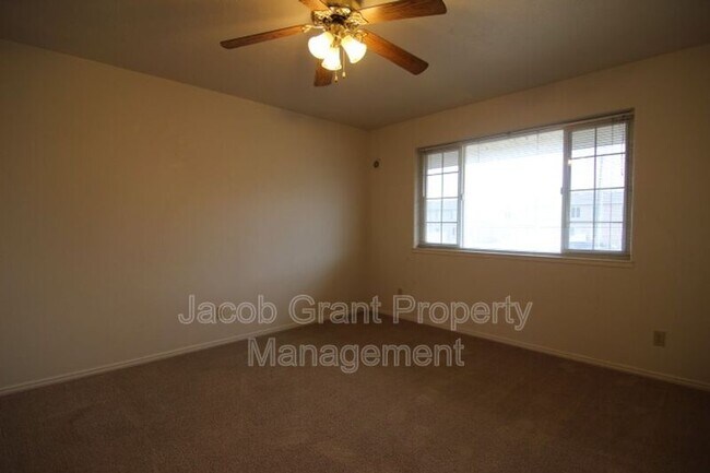 Foto del edificio - 1940 S Ammon Rd