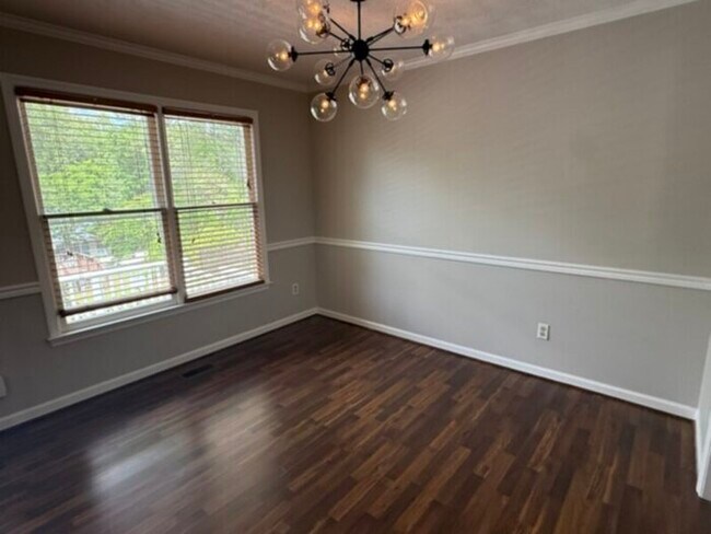 Foto del edificio - 1267 Exeter Ln