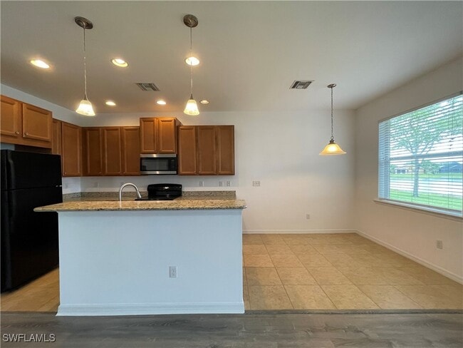 Building Photo - 1509 Birdie Dr