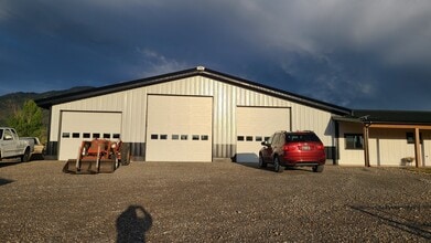 Building Photo - 154 C M R Ln