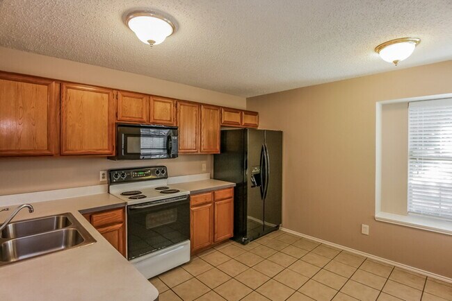 Foto del edificio - 6505 Nicole Way