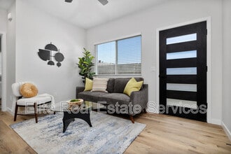 Building Photo - 3315 Clairemont Mesa Blvd