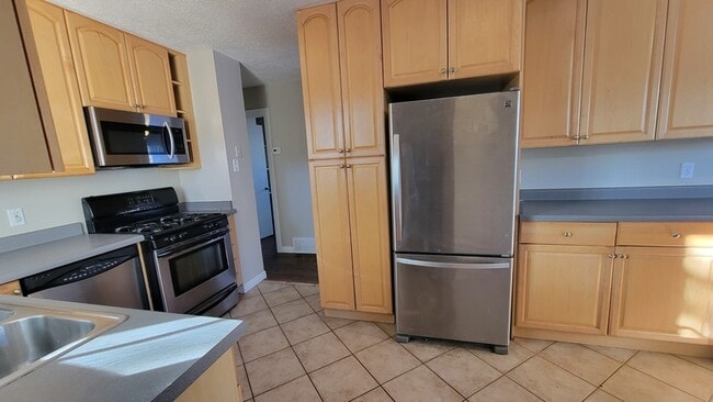 Foto del edificio - 1107 Topaz Dr