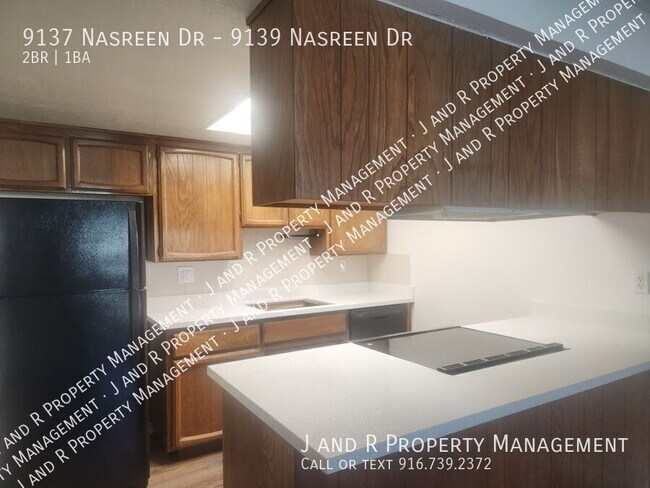 Foto del edificio - 9137 Nasreen Dr