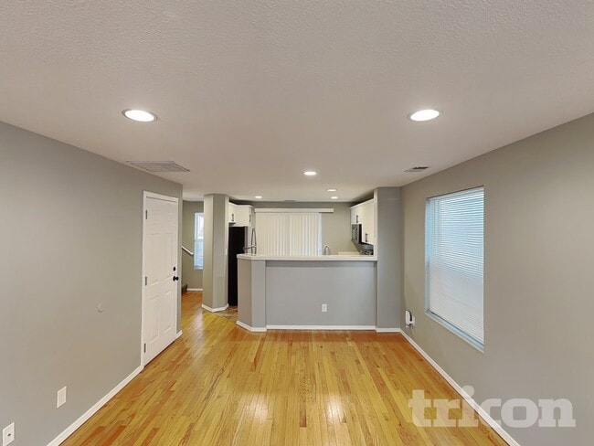 Building Photo - 577 SW 207th Ave