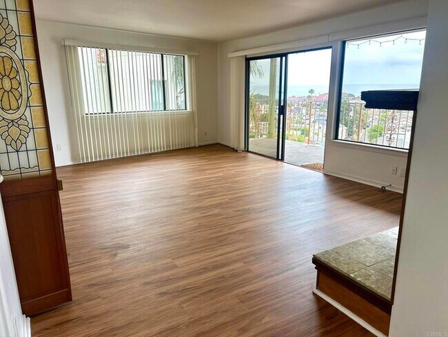 Foto del edificio - 25072 Alicia Dr