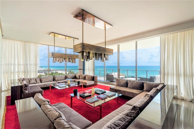 Foto del edificio - 17749 Collins Ave