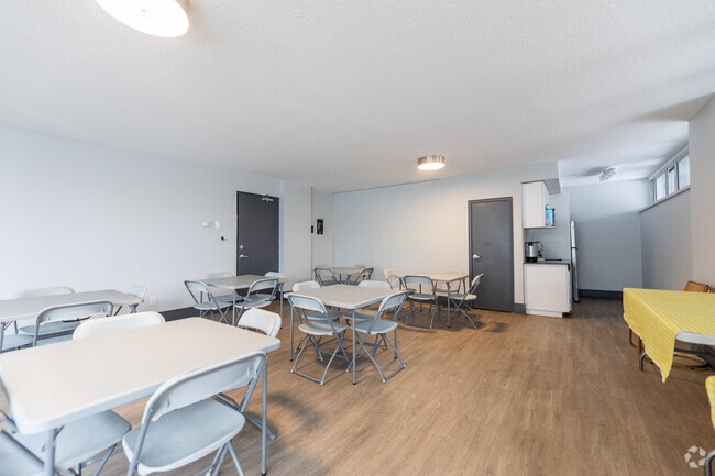 Amenities Room - 124 Park Road North
